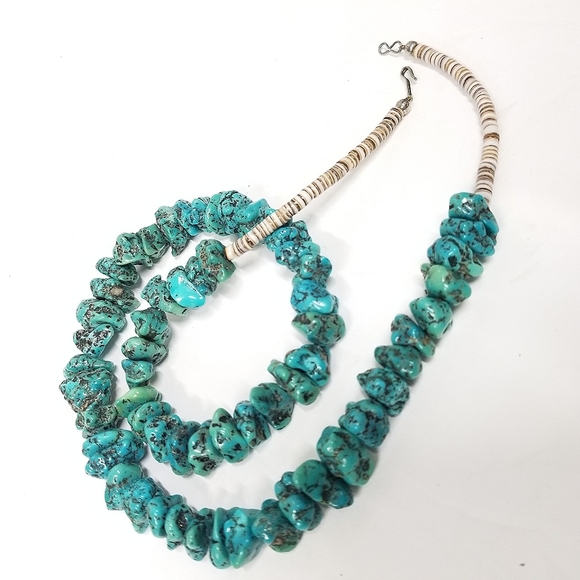 Stunning vintage Old Pawn Native American kingman Turquoise and Heishi Necklace - Picture 2 of 16